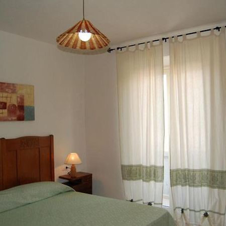 Bed and Breakfast C'E Posto Per Te à SantʼAntìoco Extérieur photo