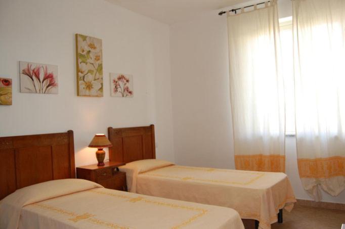 Bed and Breakfast C'E Posto Per Te à SantʼAntìoco Extérieur photo